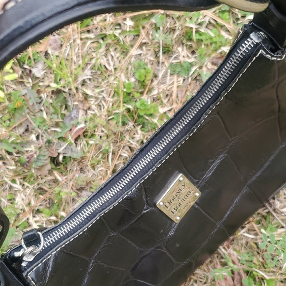 Dooney & Bourke Black Shoulder Bag with Textured Leather - Picture 10 of 10